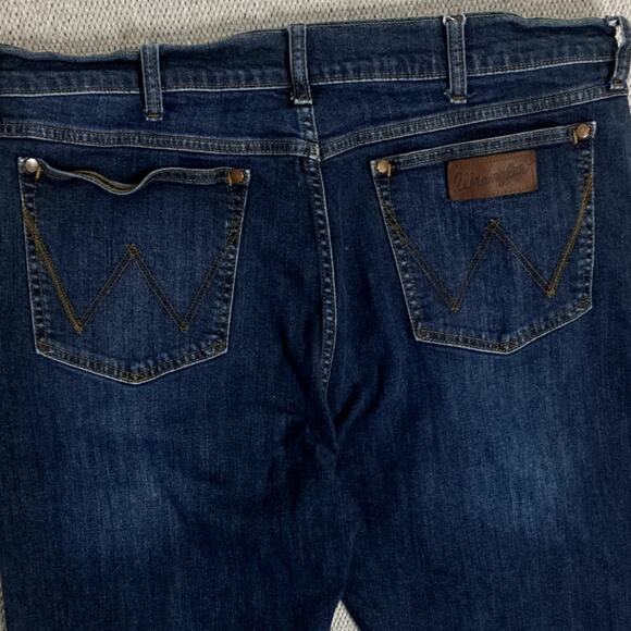 Wrangler Retro Slim Straight Jeans Mens 38X34 Blue Dark Wash Cowboy Western - Picture 9 of 13